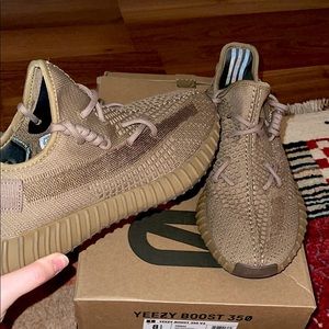 YEEZY BOOST 350